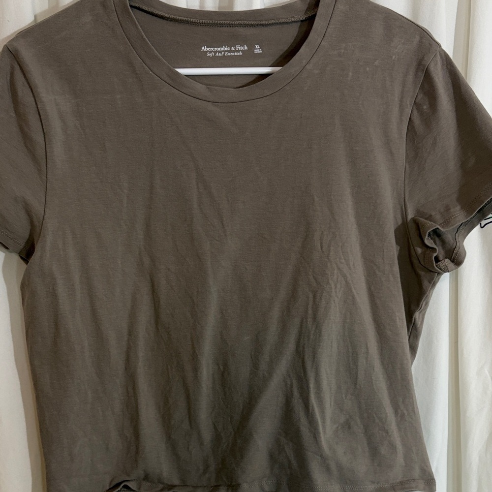 Abercrombie & Fitch Olive Short Sleeve Tee